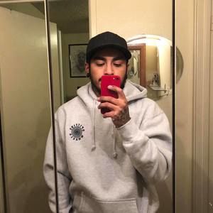 Meet your Posher, Jonathan